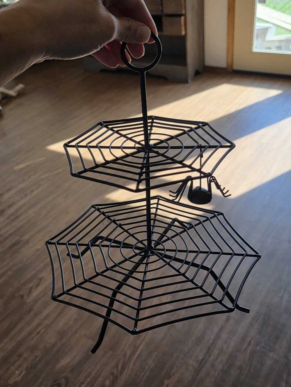 Black Spiderweb 2-Tier Metal Serving Stand